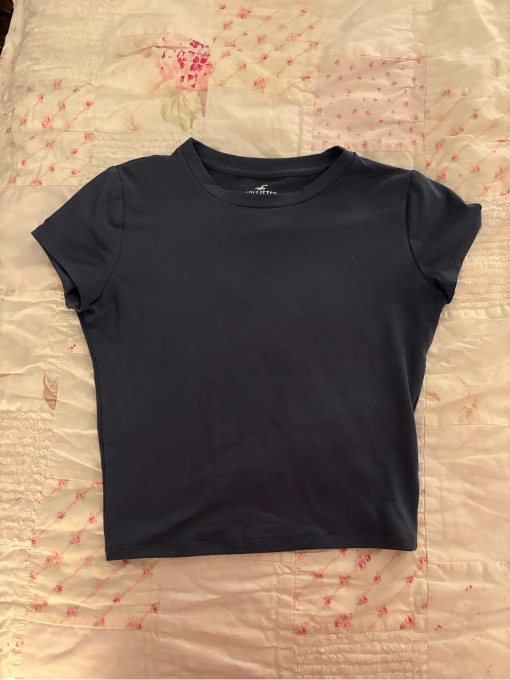 Hollister blue baby tee